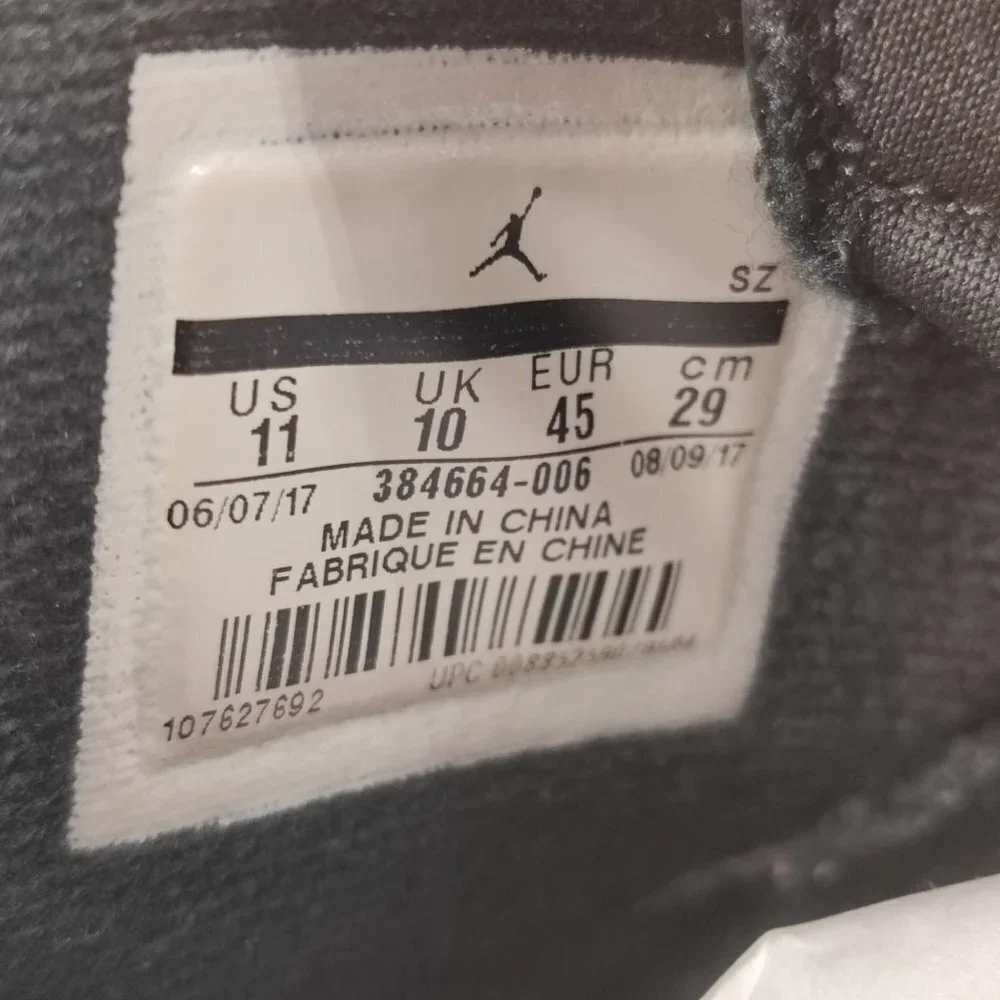 Nike Men's Air Jordan 6 Retro Tar Heels UNC 2017 Black Sneakers Size 11 - Picture 7 of 8